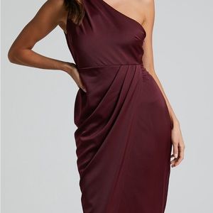 Midi Dress Womens Size 10 ShowpobOne sleeve NWT